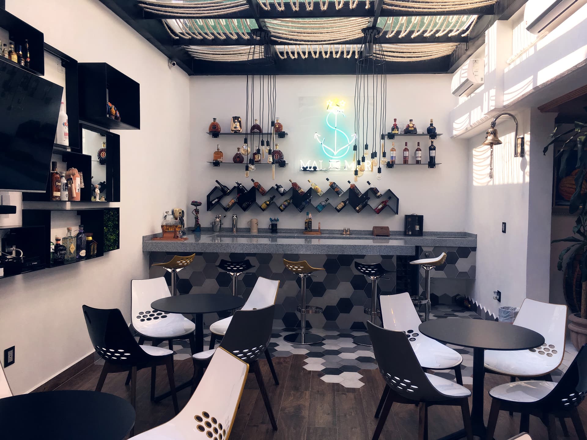 Siracusa Bar